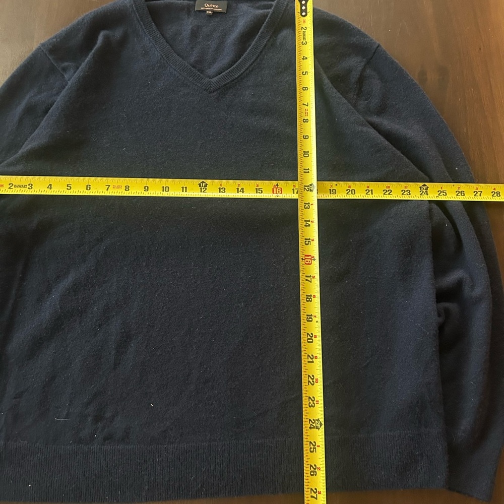 Quince 100% Mongolian Cashmere Women’s V-Neck Sweater in Navy Size XXL - Picture 5 of 10